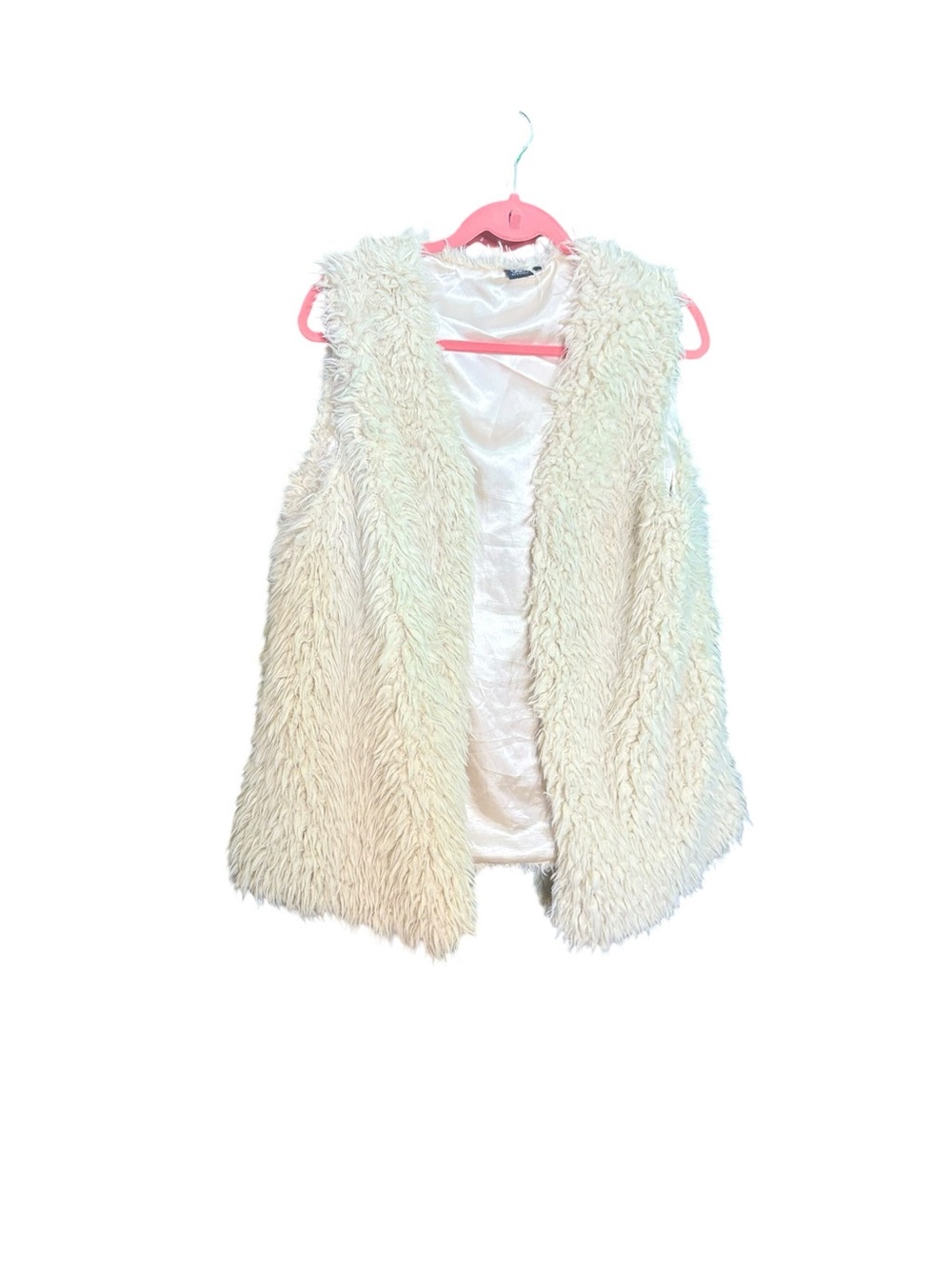 2Chic Fall Cozy Comfy Accent Piece Cream Faux Fur Vest with Satin Lining sz M\L